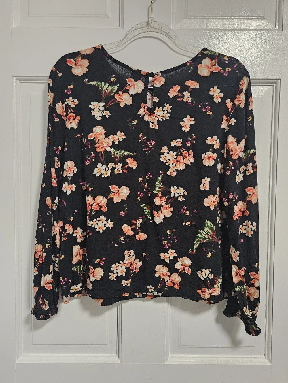 Old Navy Black Floral Lace-Trim Long Sleeve Top